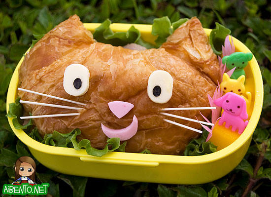 Kitty Crossainwich Bento