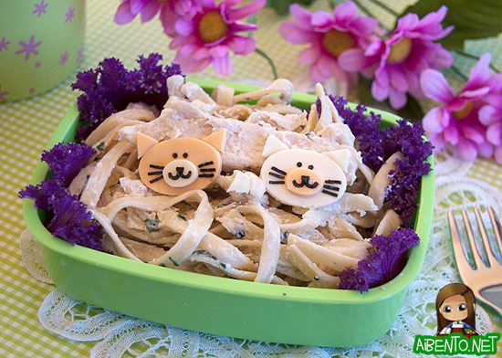 Kitty Cat Fettucine Bento