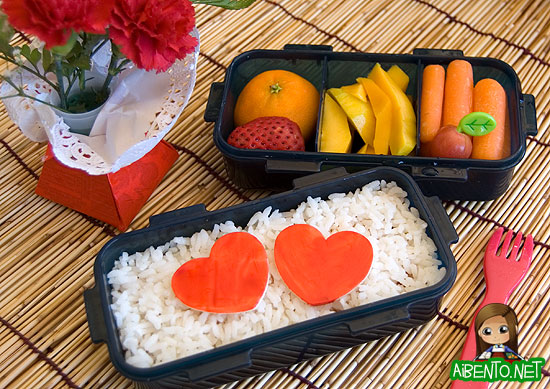 110211-Red-Hearts-Bento